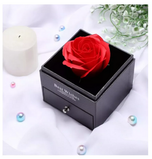 Rosa Eterna En Joyero Y Collar Te Amo